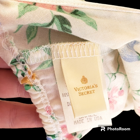 Vintage 70s Victoria's Secret Gold Label lingerie Bustier and Panties set - Picture 9 of 13